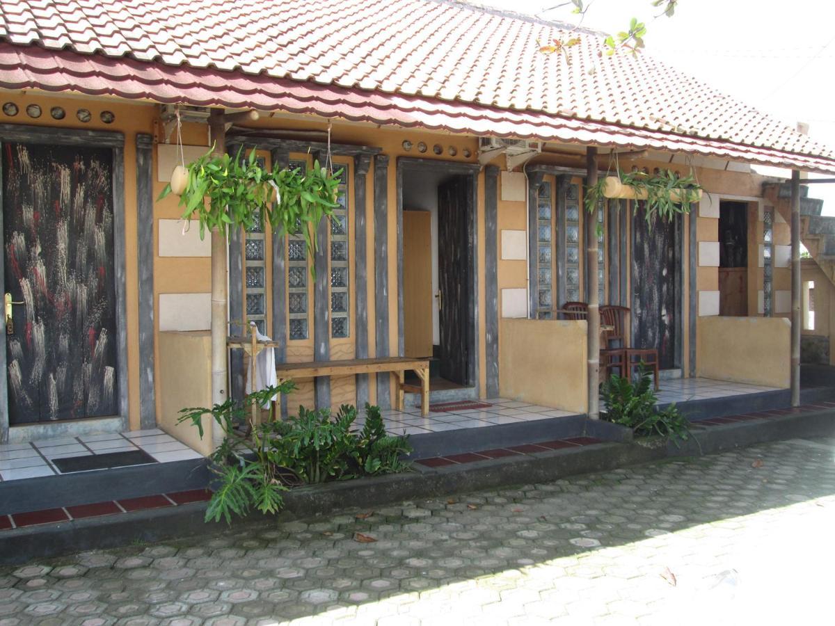 Gypsi Guest House Pangandaran Eksteriør bilde