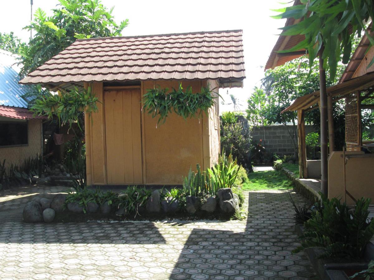 Gypsi Guest House Pangandaran Eksteriør bilde